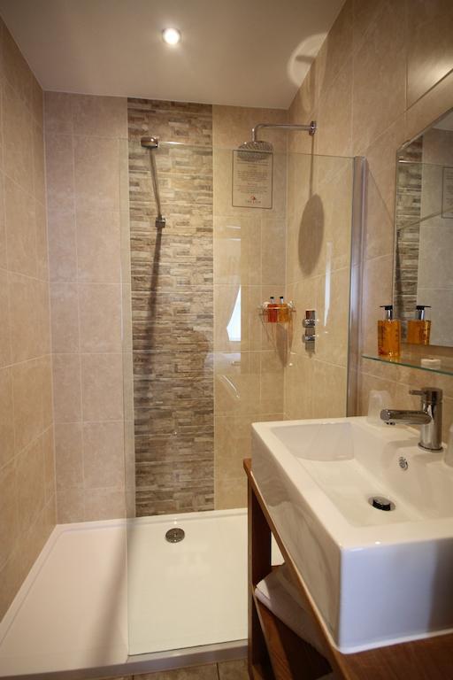 The Lion Hotel Blaenavon Екстер'єр фото
