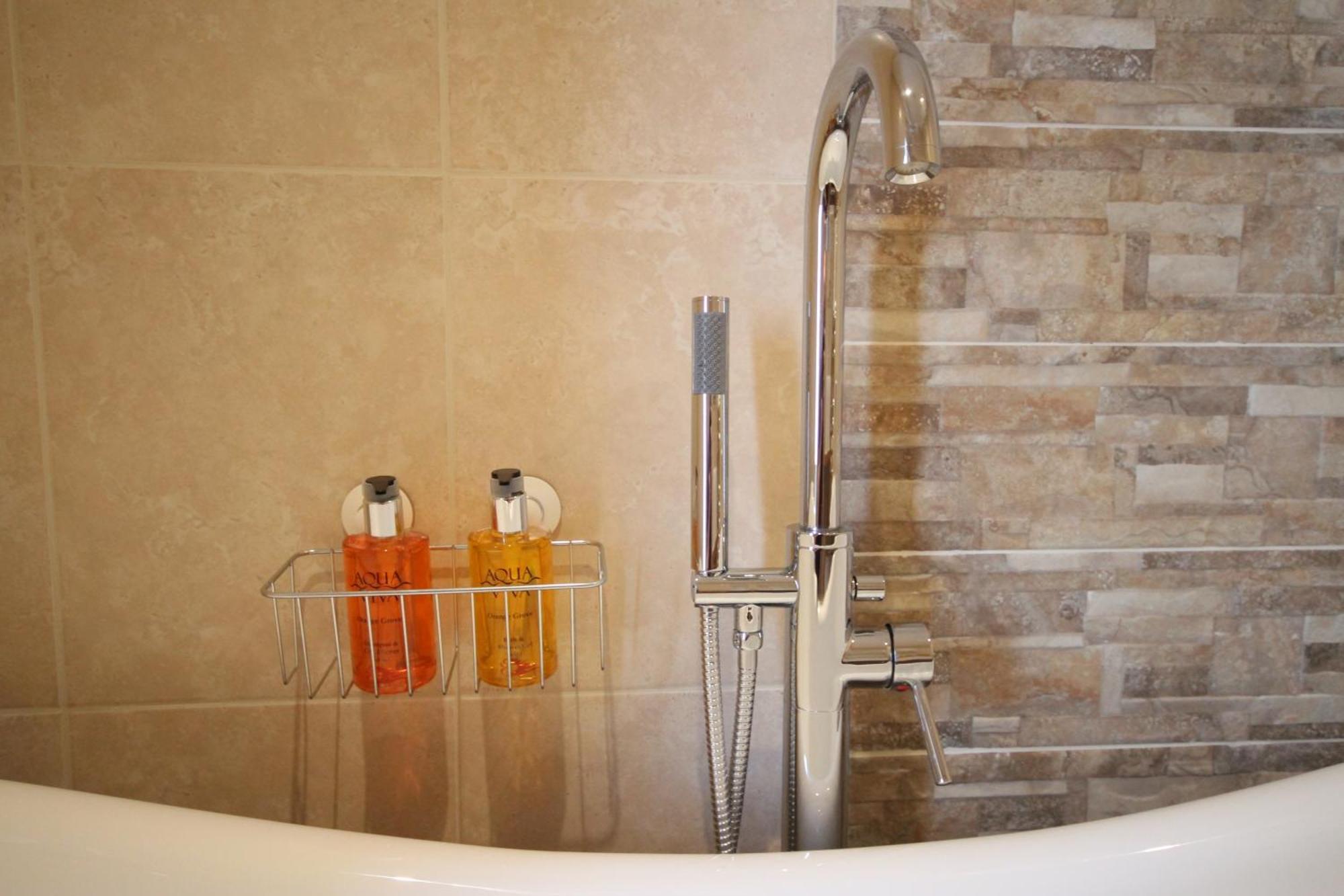 The Lion Hotel Blaenavon Екстер'єр фото